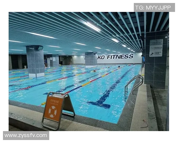 自由泳初学者入门指南 从基础动作到技巧提升全方位解析